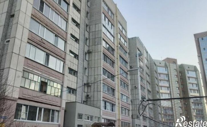 4-комн квартира улица Карельцева, 90,  д. 90