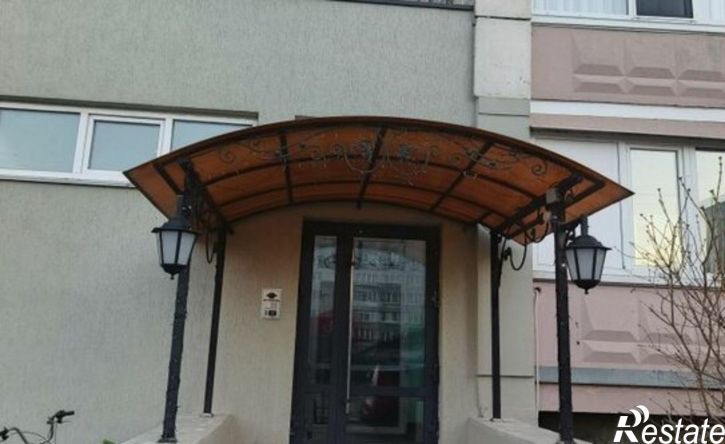 4-комн квартира улица Карельцева, 90,  д. 90