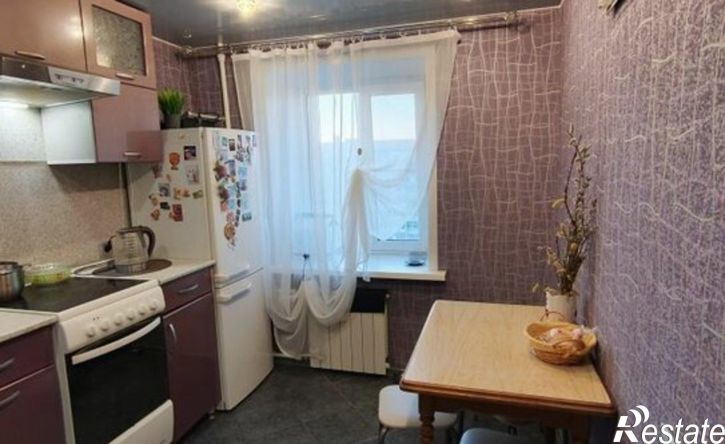 4-комн квартира улица Карельцева, 90,  д. 90