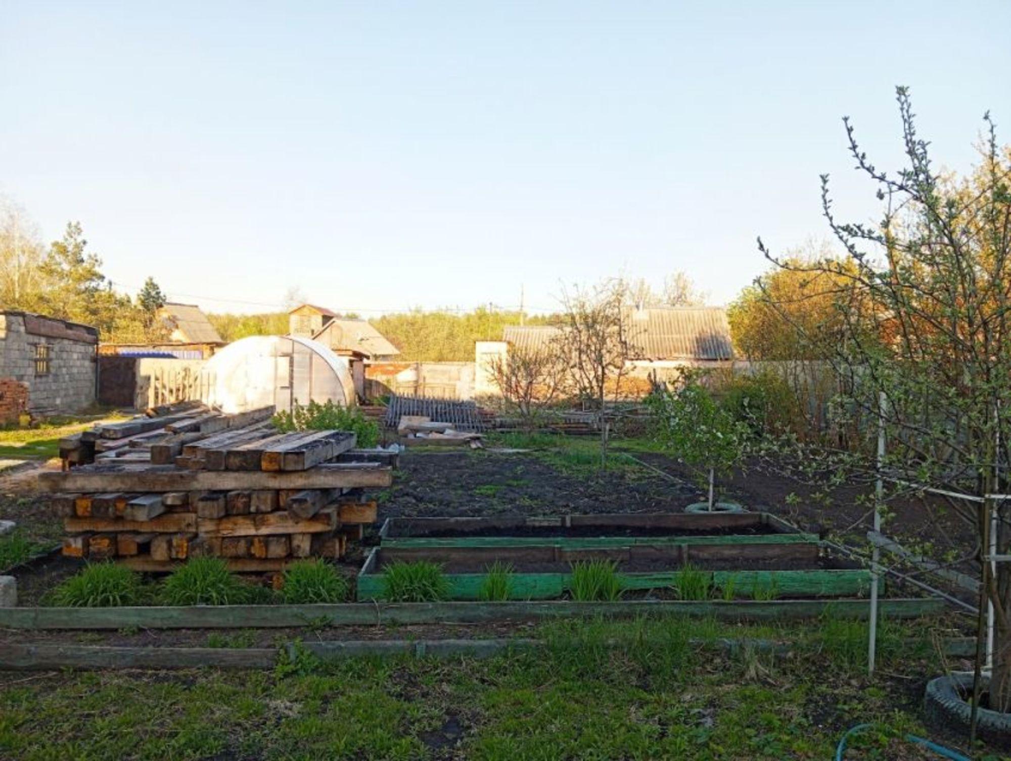 Купить дачу, дом, коттедж за 400 000 рублей на СНТ Островок, 56
