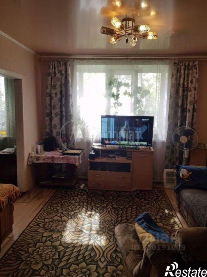 3-комн квартира улица Ястржембского, 40А,  д. 40А