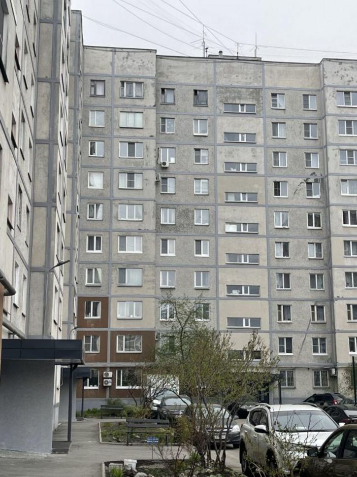 3-комн квартира Свердлова улица, 15