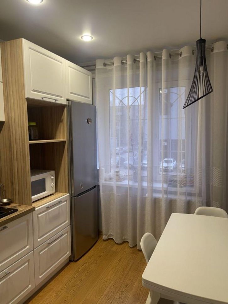 3-комн квартира Свердлова улица, 15