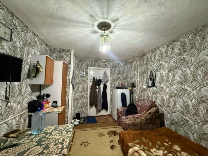 Комната Карбышева улица, 3