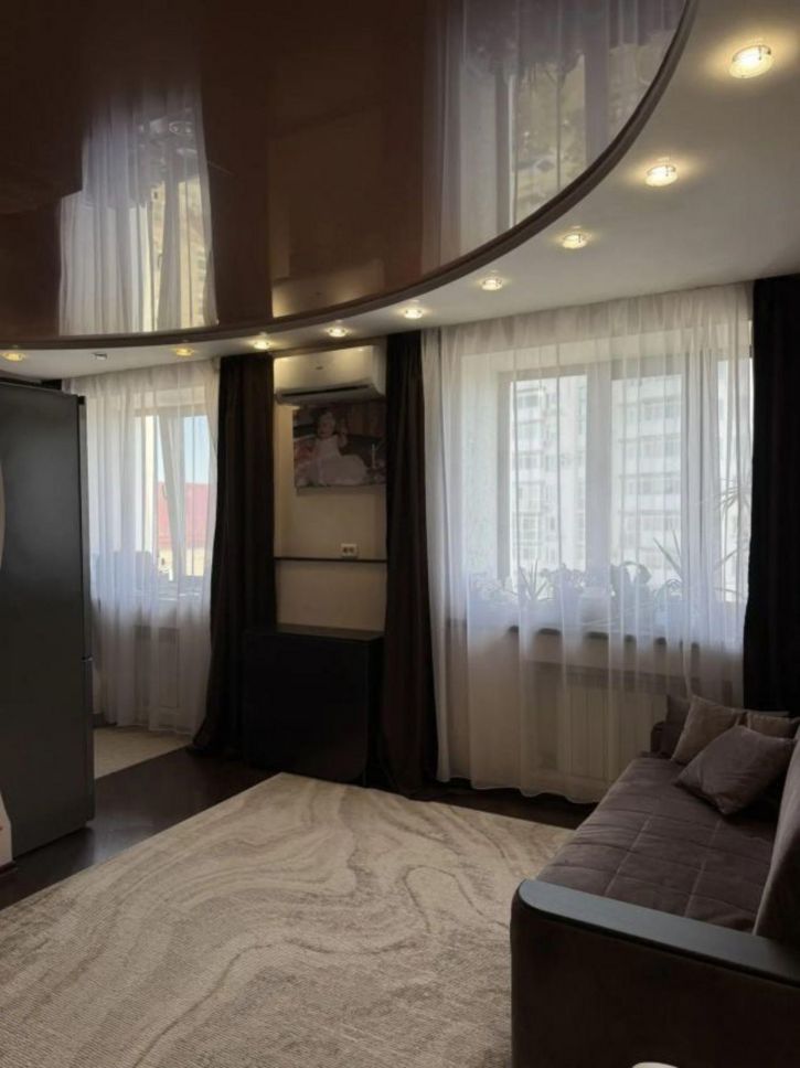 2-комн квартира Карельцева улица, 13