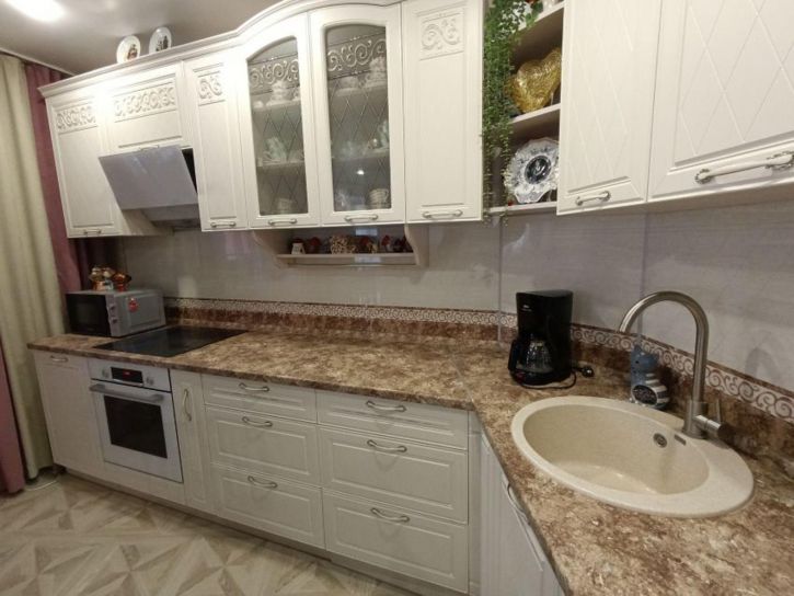 2-комн квартира 7 микрорайон, 18