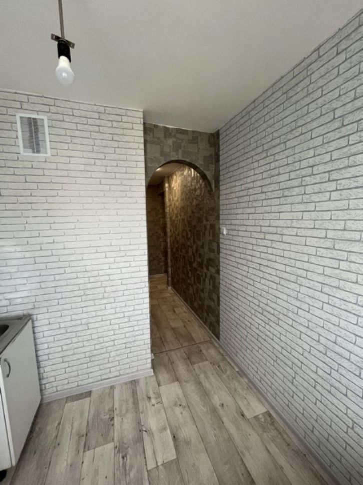 2-комн квартира Дзержинского улица, 7