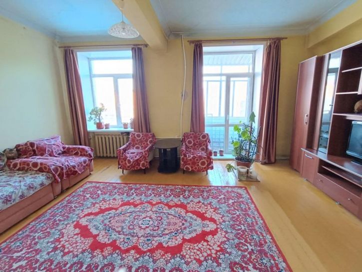 3-комн квартира Коли Мяготина улица, 105