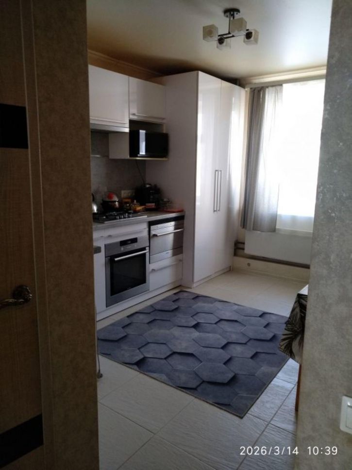 2-комн квартира 6а микрорайон, 15