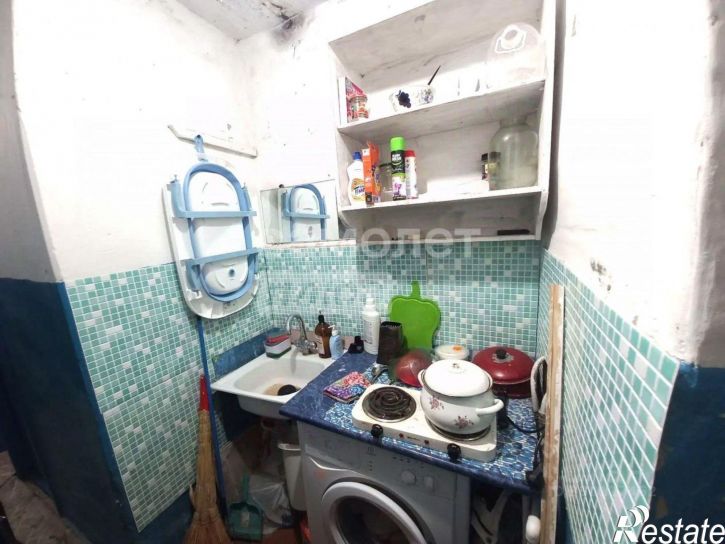 Комната ул Половинская, 8б,  д. 8б