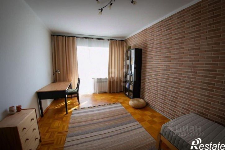 4-комн квартира улица Климова, 41,  д. 41