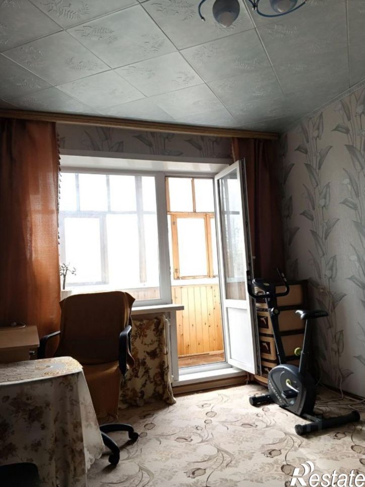 4-комн квартира ул Кузнецова, 8,  д. 8