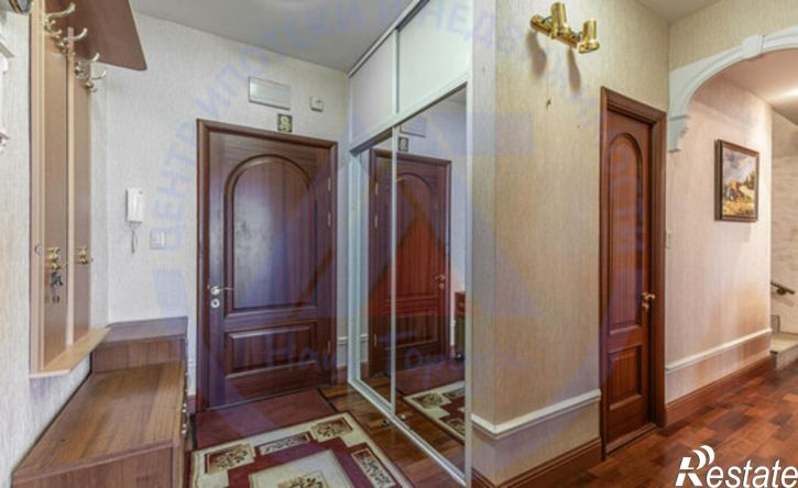 5-комн квартира улица Максима Горького, 158,  д. 158
