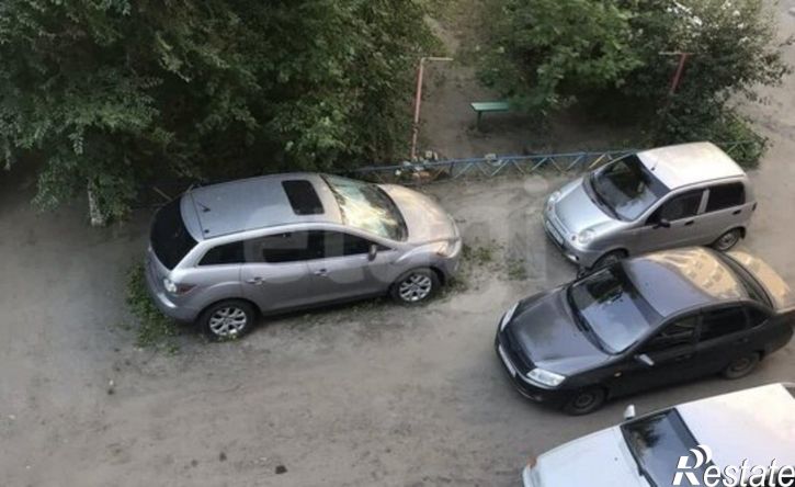 2-комн квартира улица Красина, 52,  д. 52