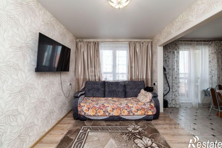 2-комн квартира 7-й микрорайон, 6,  д. 6