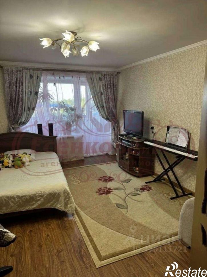 3-комн квартира улица Карбышева, 54,  д. 54