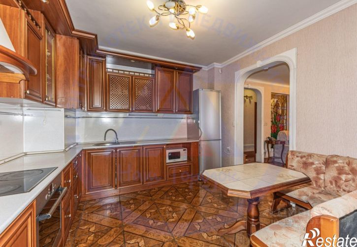 5-комн квартира ул М.Горького, 158,  д. 158