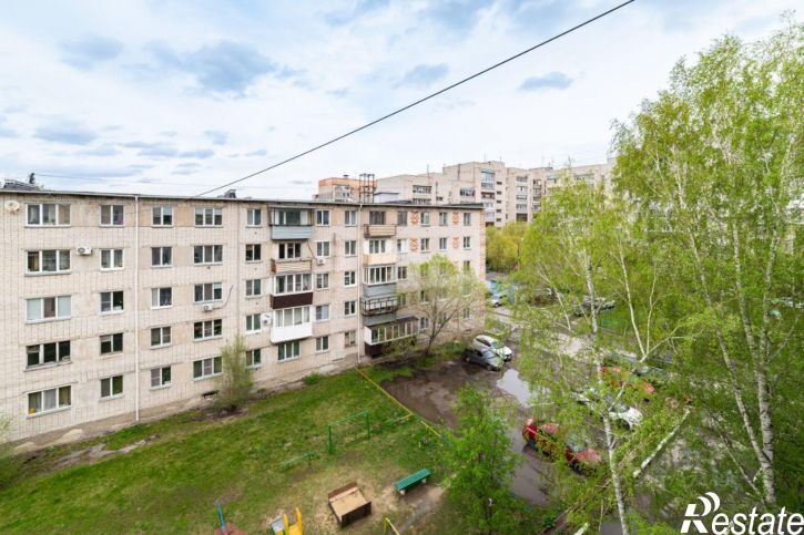 2-комн квартира улица Томина, 112,  д. 112