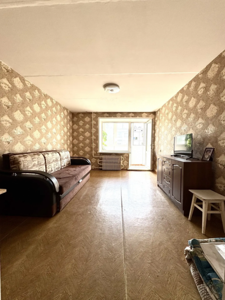 3-комн квартира Черняховского улица, 16