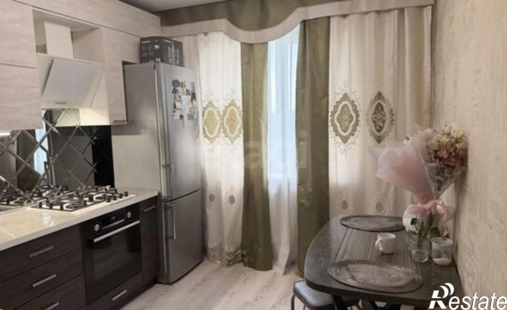 2-комн квартира Солнечный б-р, 11,  д. 11