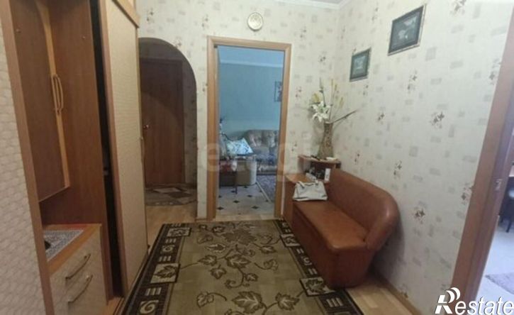 3-комн квартира жилой район Заозёрный, 1-й микрорайон, 21