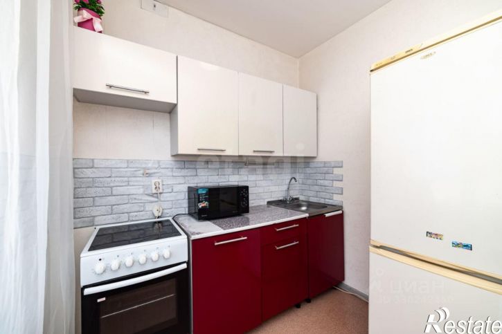 1-комн квартира улица Дзержинского, 31Г,  д. 31Г