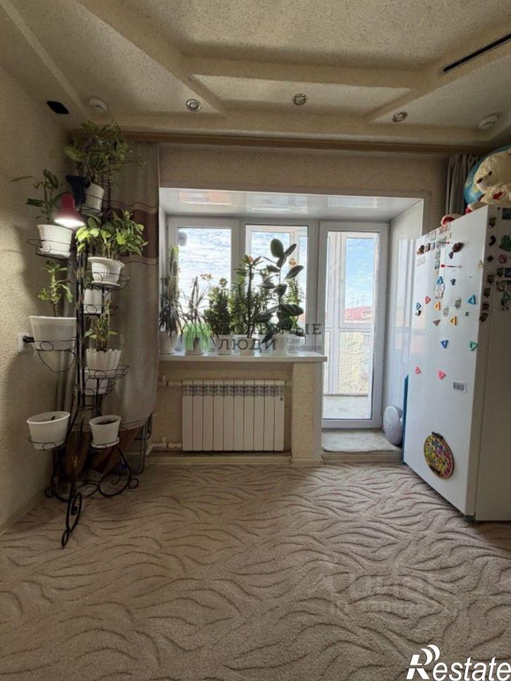 3-комн квартира улица Красина, 52,  д. 52