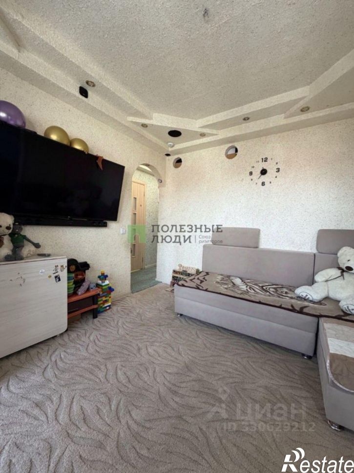 3-комн квартира улица Красина, 52,  д. 52