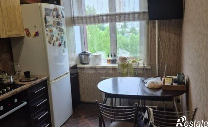 3-комн квартира жилой район Заозёрный, 3-й микрорайон, 15