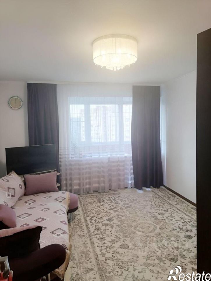 3-комн квартира Солнечный б-р, 14,  д. 14