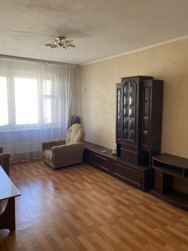 3-комн квартира Бурова-Петрова улица, 96