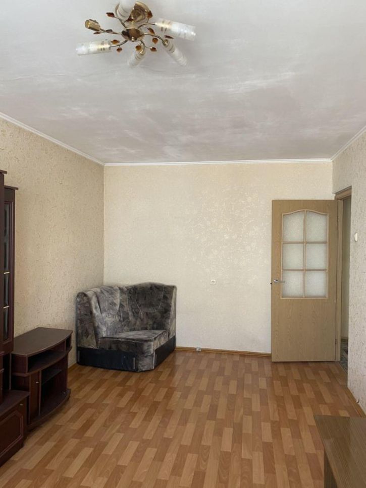 3-комн квартира Бурова-Петрова улица, 96