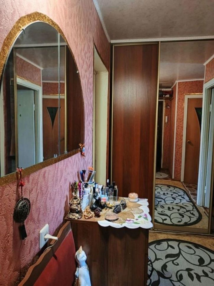 2-комн квартира Володарского улица, 109