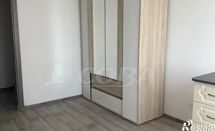 4-комн квартира улица Карбышева, 56Б,  д. 56Б