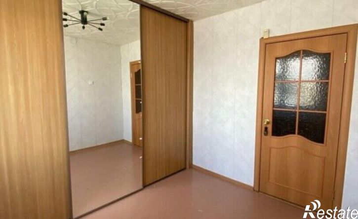 3-комн квартира жилой район Заозёрный, 6-й микрорайон, 15