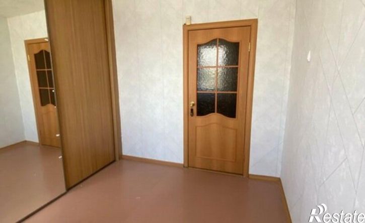 3-комн квартира жилой район Заозёрный, 6-й микрорайон, 15