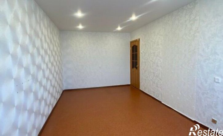 3-комн квартира жилой район Заозёрный, 6-й микрорайон, 15