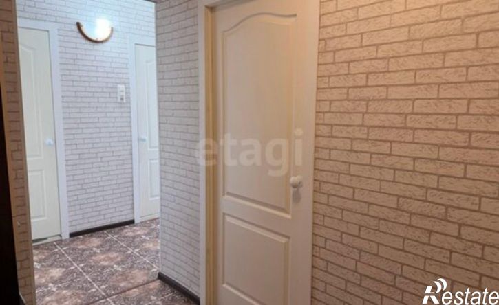 2-комн квартира жилой район Заозёрный, 5-й микрорайон, 11
