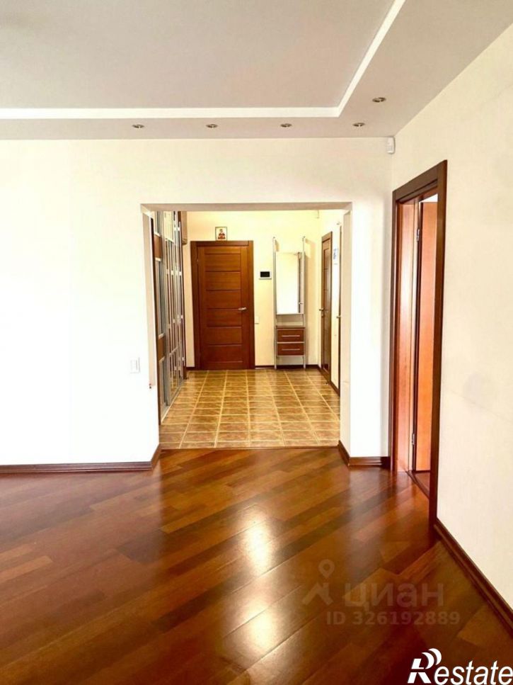 3-комн квартира улица Свердлова, 38,  д. 38