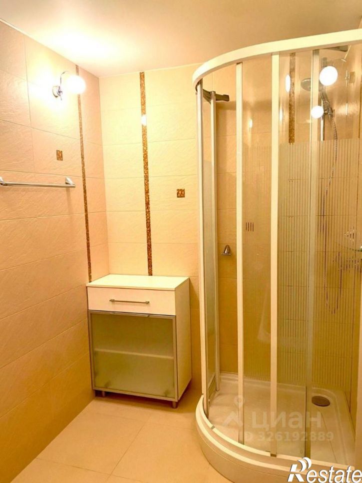 3-комн квартира улица Свердлова, 38,  д. 38