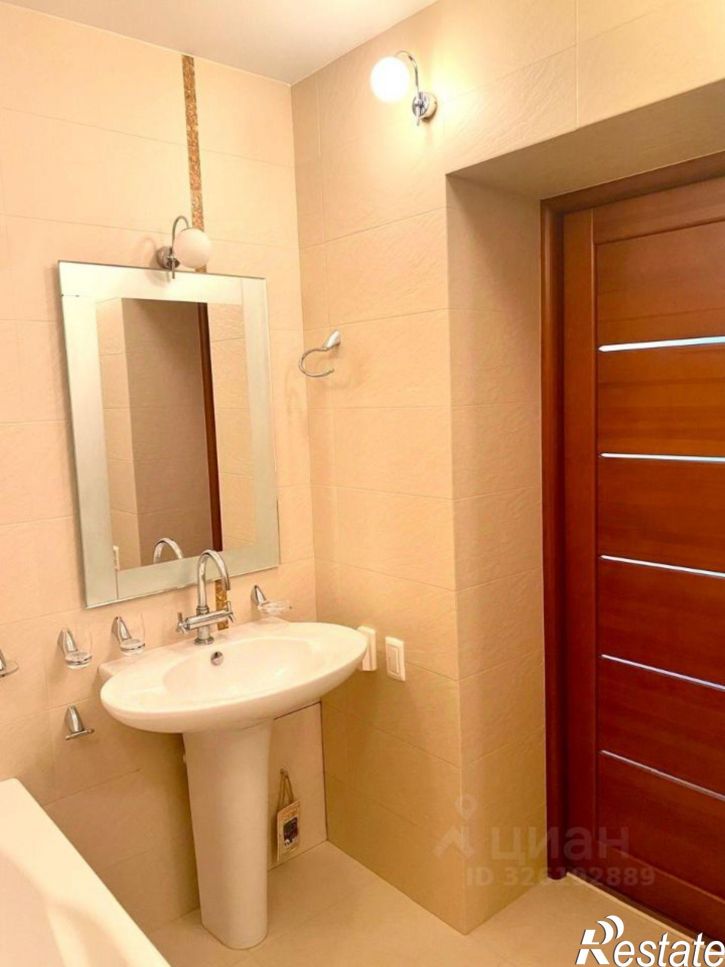 3-комн квартира улица Свердлова, 38,  д. 38