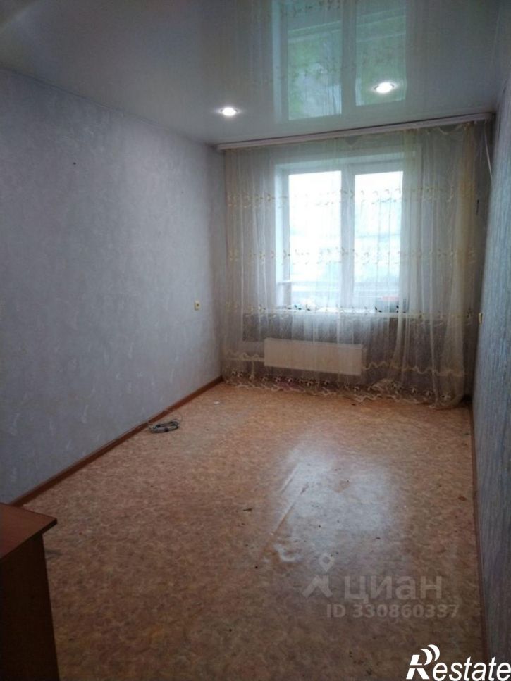 Комната улица Перова, 10,  д. 10