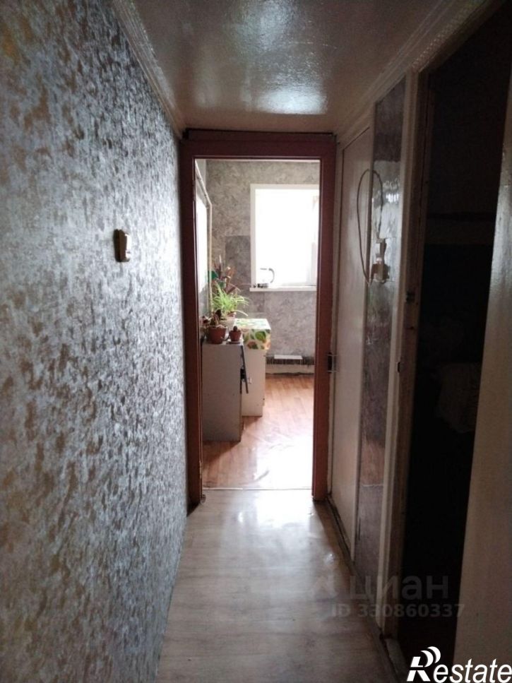 Комната улица Перова, 10,  д. 10