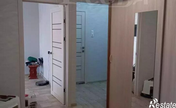 3-комн квартира проспект Конституции, 66,  д. 66