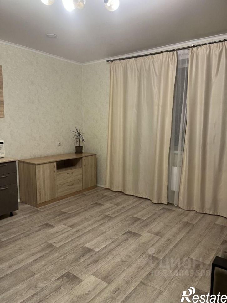 1-комн квартира жилой район Заозёрный, 7-й микрорайон, 10