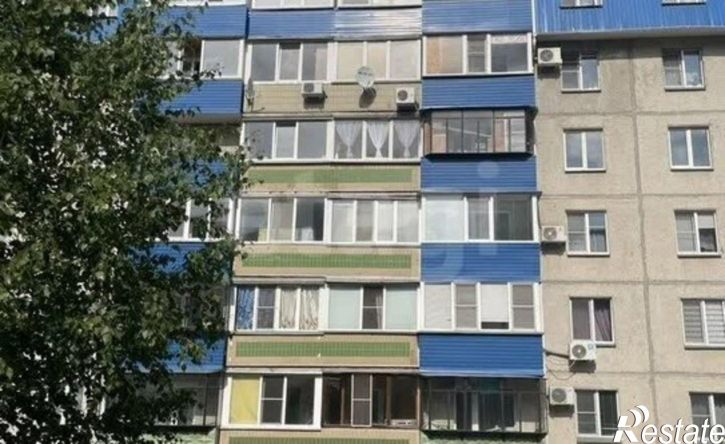3-комн квартира жилой район Заозёрный, 6-й микрорайон, 14