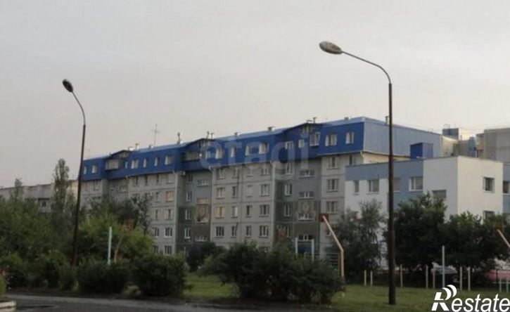 3-комн квартира жилой район Заозёрный, 6-й микрорайон, 14