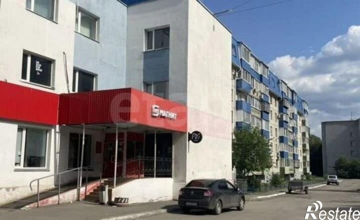 3-комн квартира жилой район Заозёрный, 6-й микрорайон, 14