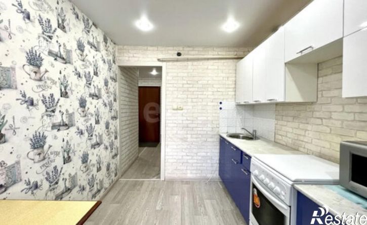1-комн квартира улица Бурова-Петрова, 12,  д. 12