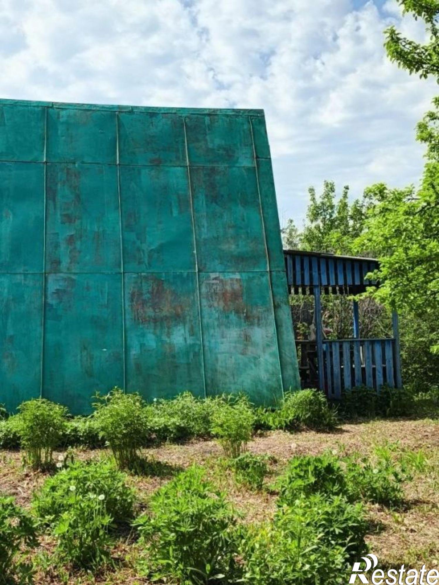Купить дачу, дом, коттедж за 350 000 рублей на СНТ Полянка-2